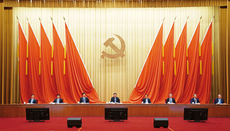 2021年2月20日,党史学习教育动员大会在北京召开。中共中央总书记、国家主席、中央军委主席习近平出席会议并发表重要讲话。 新华社记者 翟健岚/摄